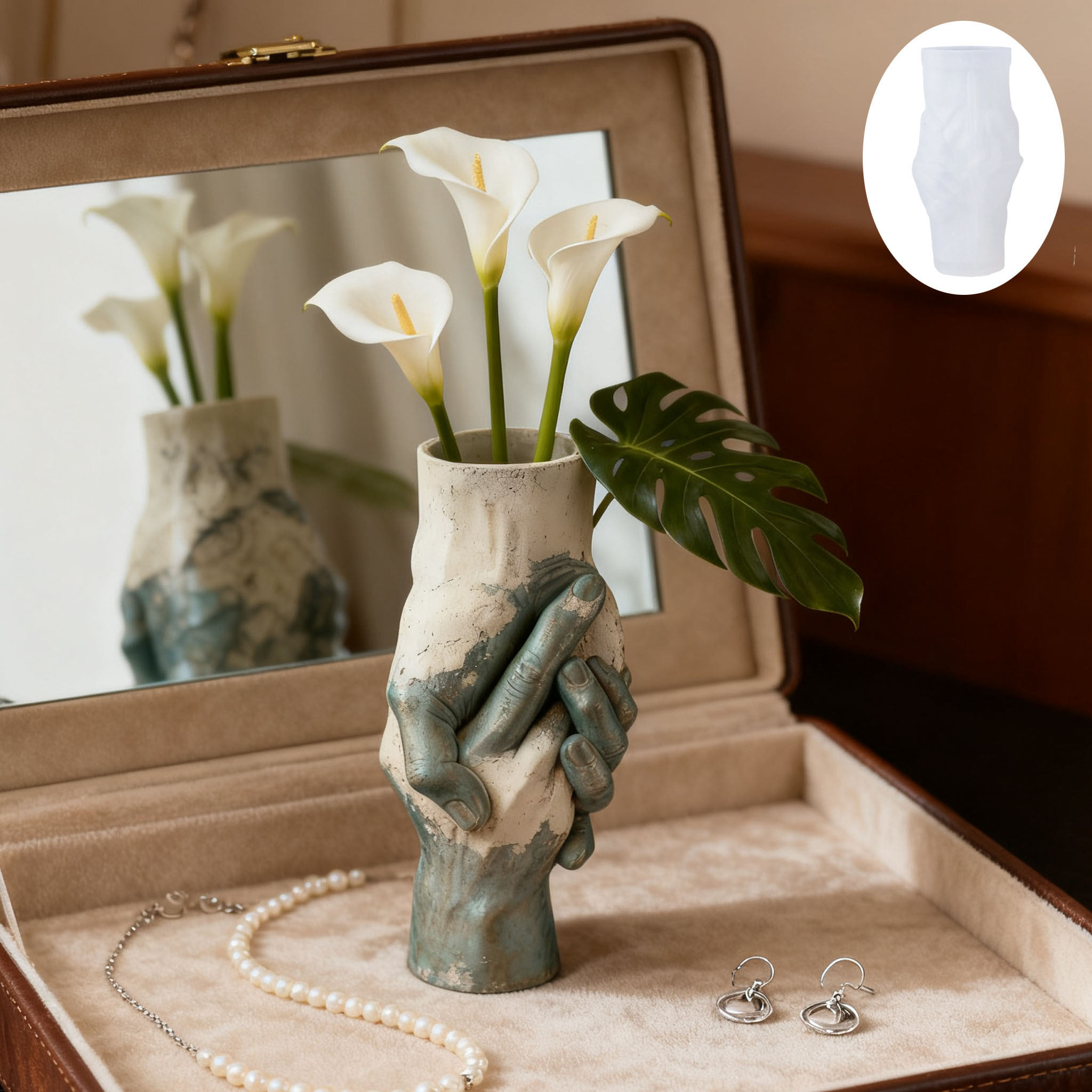 Artistic Hand-in-Hand Vase Sil - Florist Supply Vases のレビューと価格